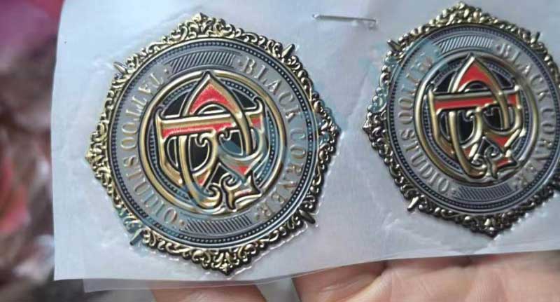 3D izbočen tisk – reliefni logotip